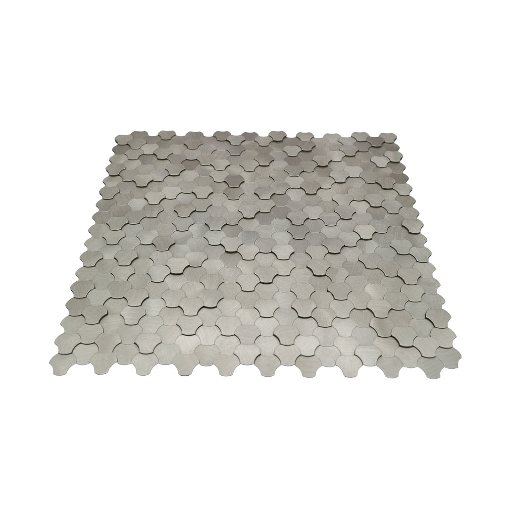 Trefoil 3D Silver Peel & Stick Splashback | 30.5×29.6 cm | Self-Adhesive Mosaic Tile
