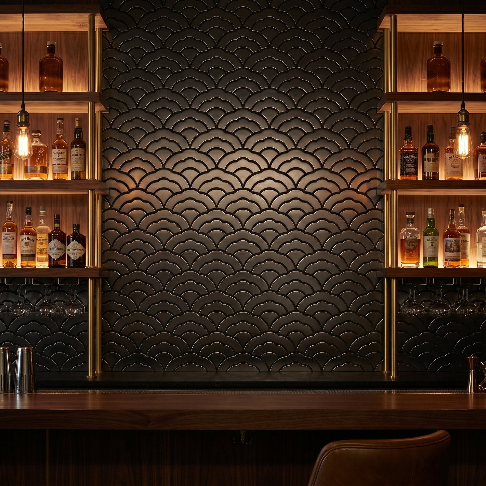 Fan Anthracite Peel & Stick Splashback | 26.8×28.1 cm | Self-Adhesive Mosaic Tile