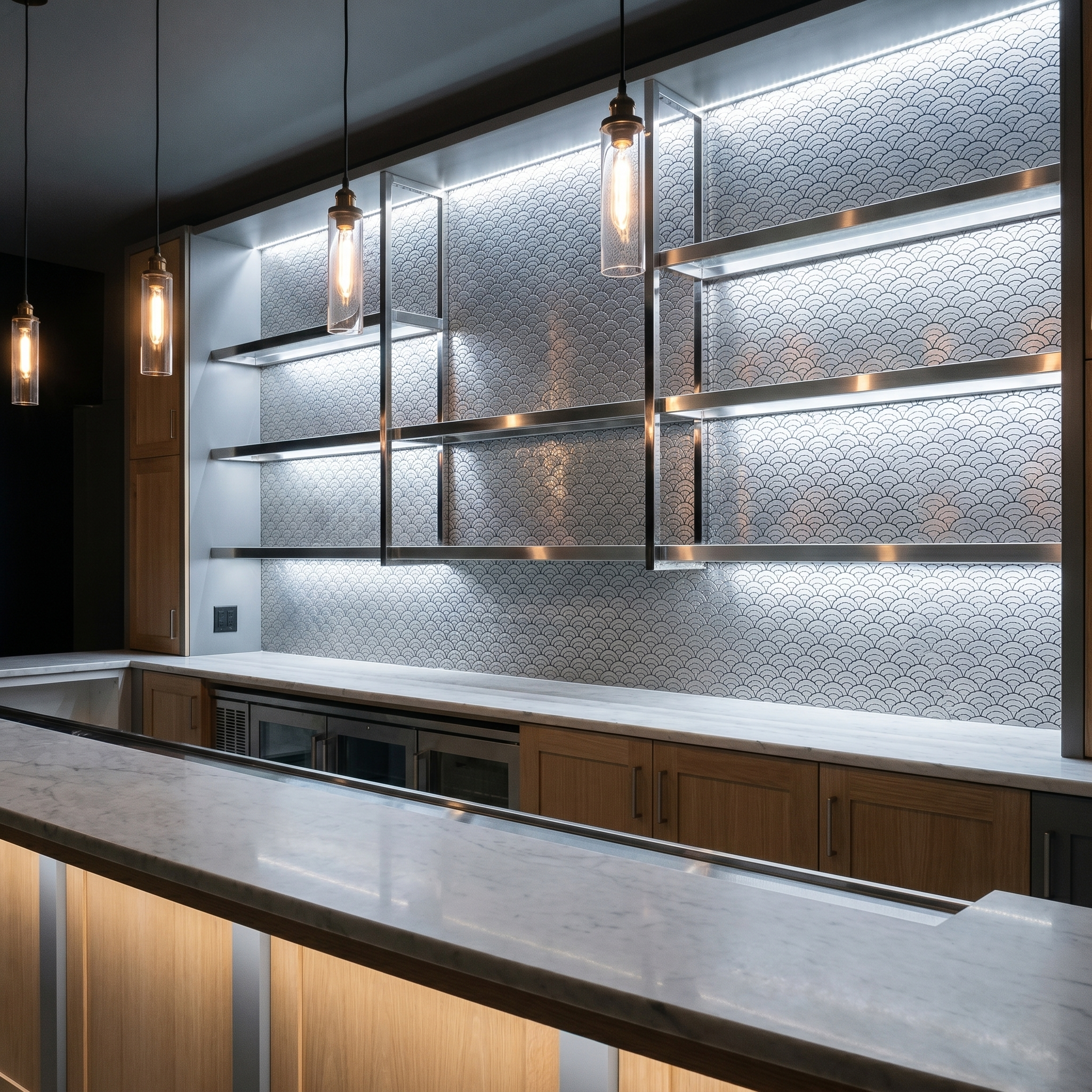 Fan Silver Peel & Stick Splashback | 26.8×28.1 cm | Self-Adhesive Mosaic Tile